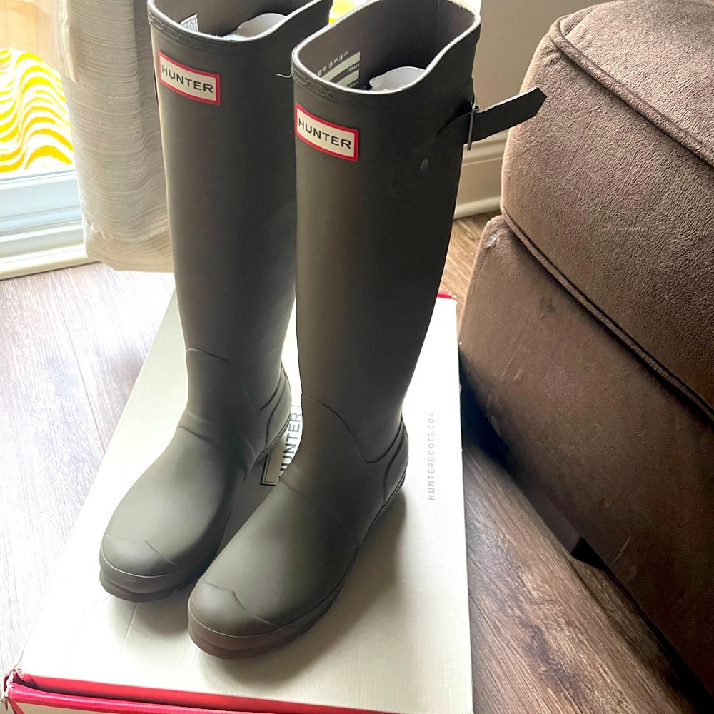 Olive Green Hunter Boots (New in box) NEVER WORN
